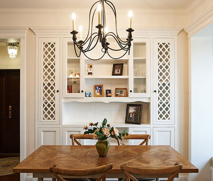 現(xiàn)代風格實木家具定制